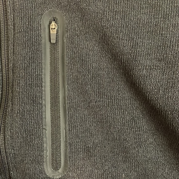 Pullover - Picture 3 of 3